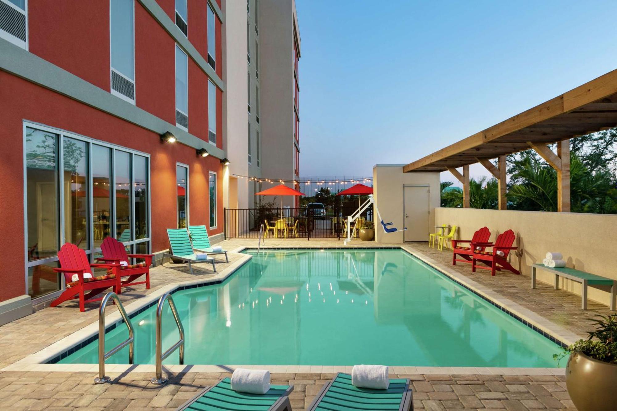 Home2 Suites By Hilton Brandon Tampa Exterior photo